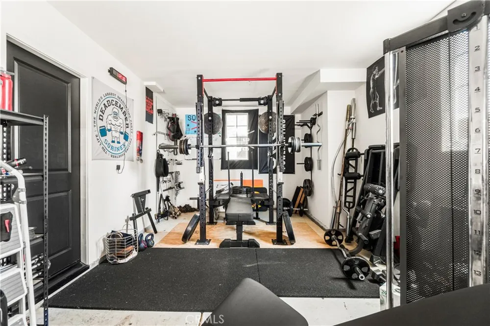 16434 Whittier #6 Boulevard Whittier, CA 90603