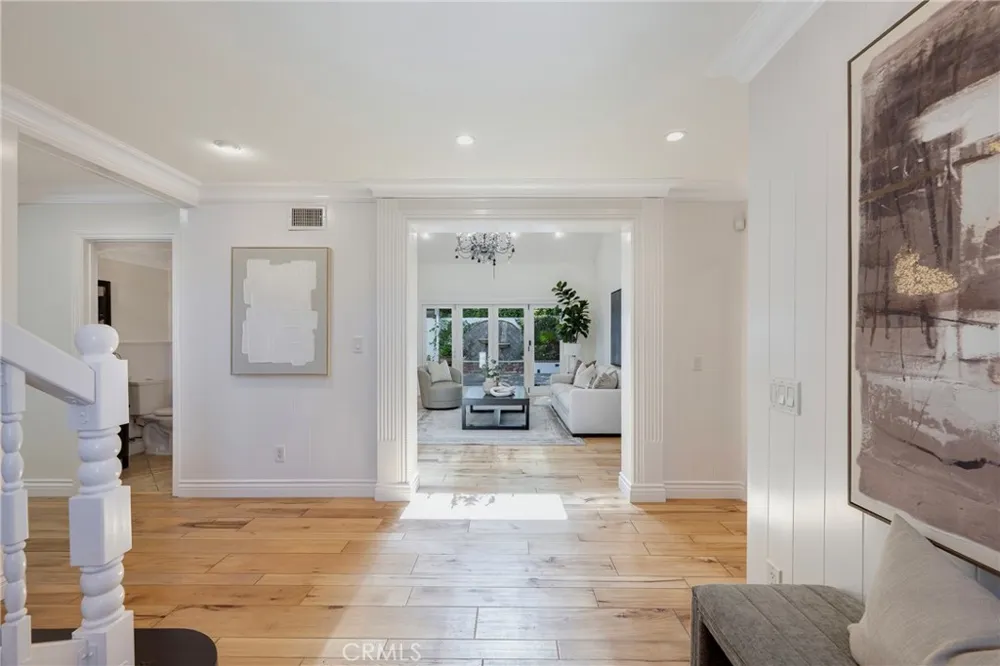 511 S Weymouth Court Anaheim, CA 92807
