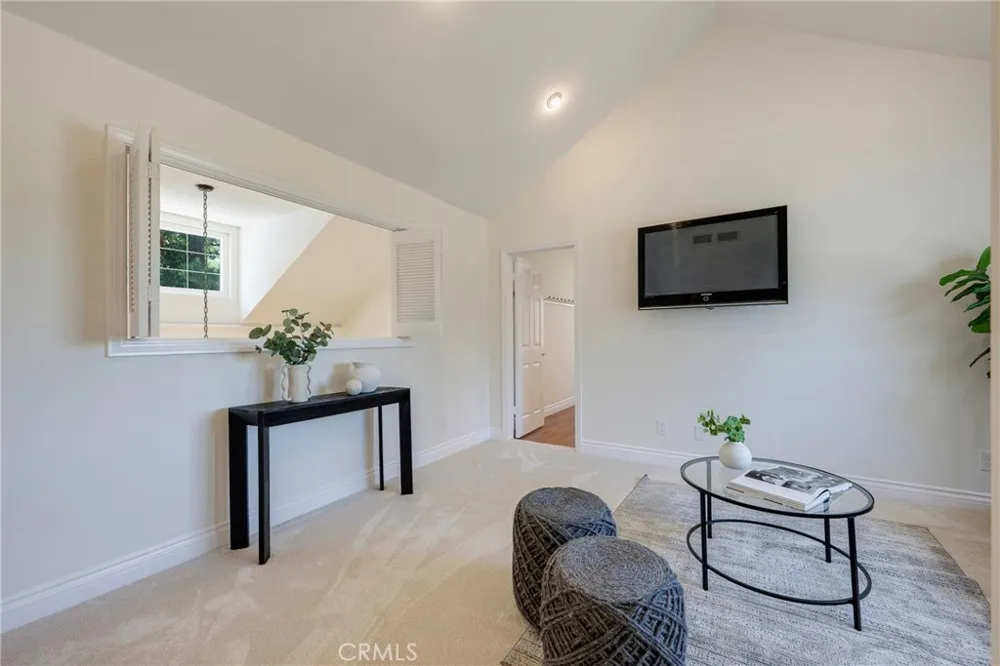511 S Weymouth Court Anaheim, CA 92807
