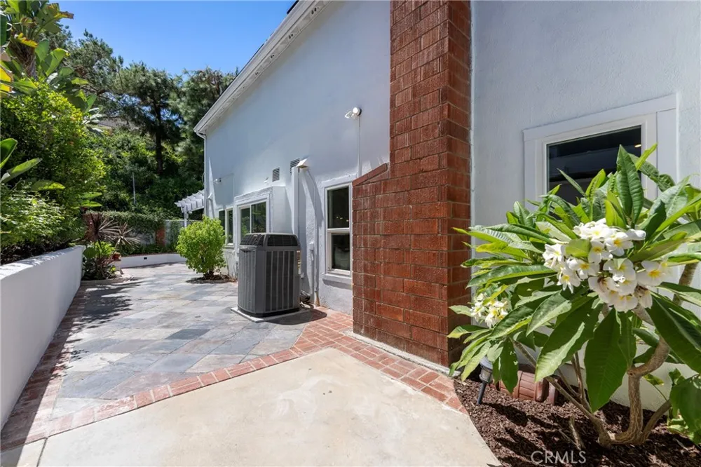 511 S Weymouth Court Anaheim, CA 92807