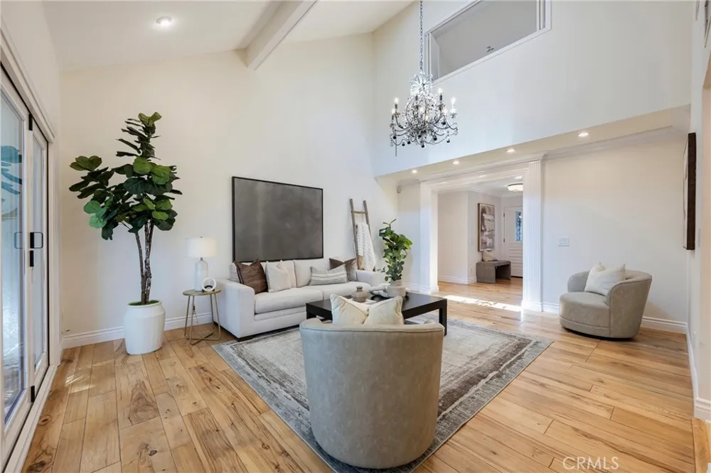 511 S Weymouth Court Anaheim, CA 92807