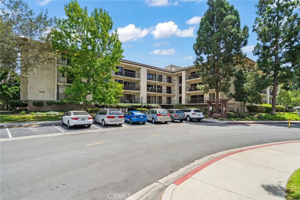 13650 Del Monte Dr #40C Seal Beach, CA 90740