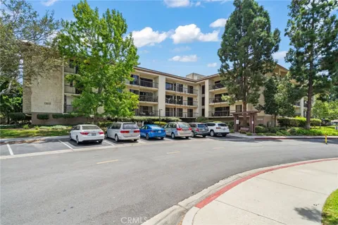 13650 Del Monte Dr #40C
