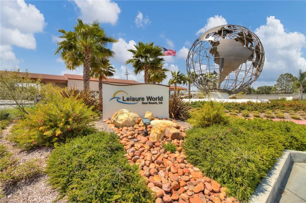 13650 Del Monte Dr #40C Seal Beach, CA 90740