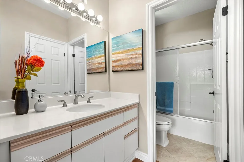 1382 S Country Glen Way Anaheim Hills, CA 92808