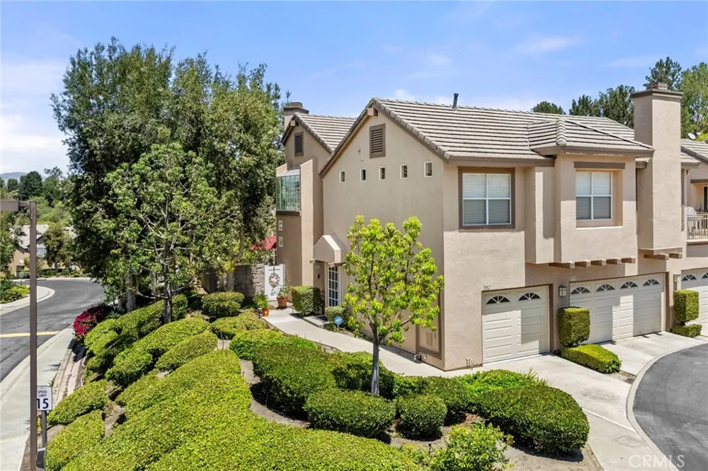 1382 S Country Glen Way Anaheim Hills, CA 92808