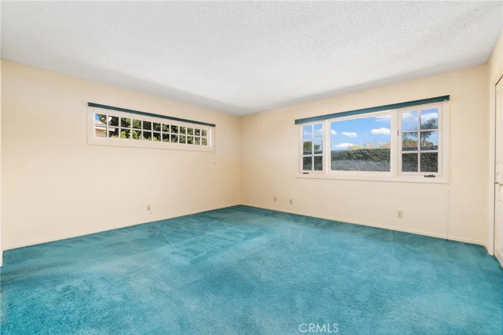 19341 Willowbrook Yorba Linda, CA 92886