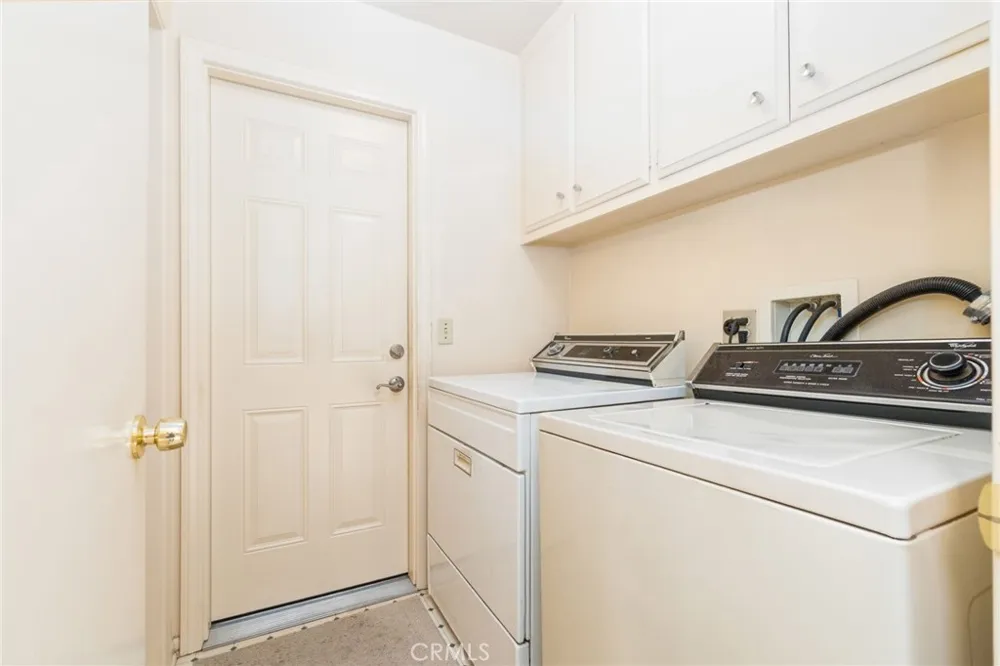 19341 Willowbrook Yorba Linda, CA 92886