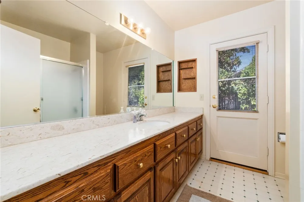 19341 Willowbrook Yorba Linda, CA 92886