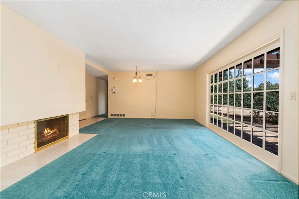 19341 Willowbrook Yorba Linda, CA 92886