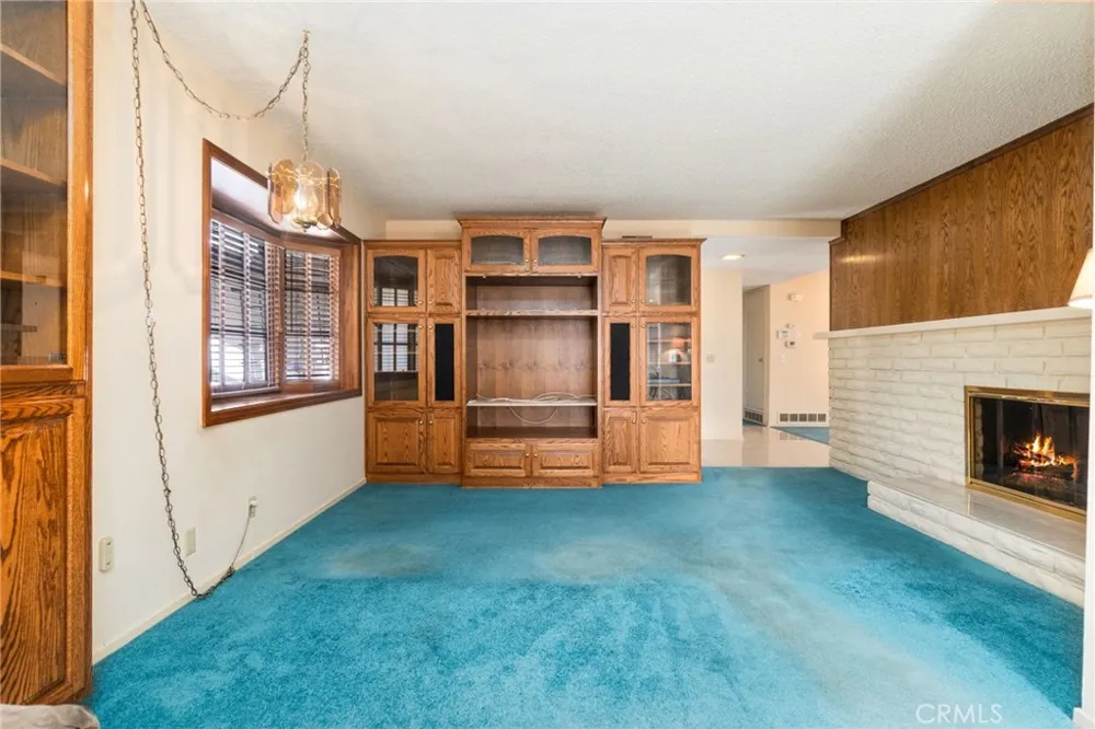 19341 Willowbrook Yorba Linda, CA 92886