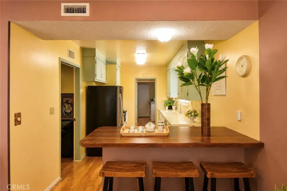 6221 Choctaw Drive Westminster, CA 92683