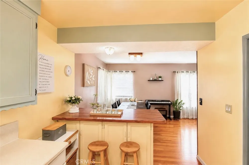 6221 Choctaw Drive Westminster, CA 92683
