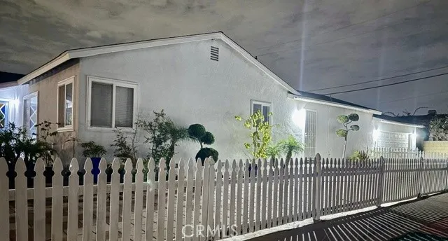6221 Choctaw Drive Westminster, CA 92683