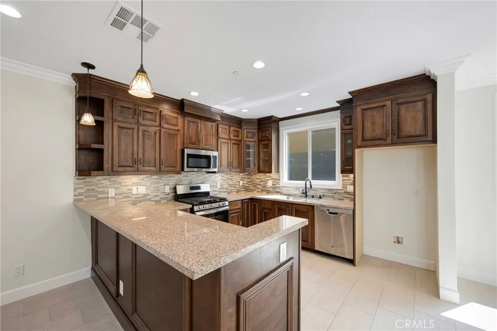 7776 Liberty Huntington Beach, CA 92647
