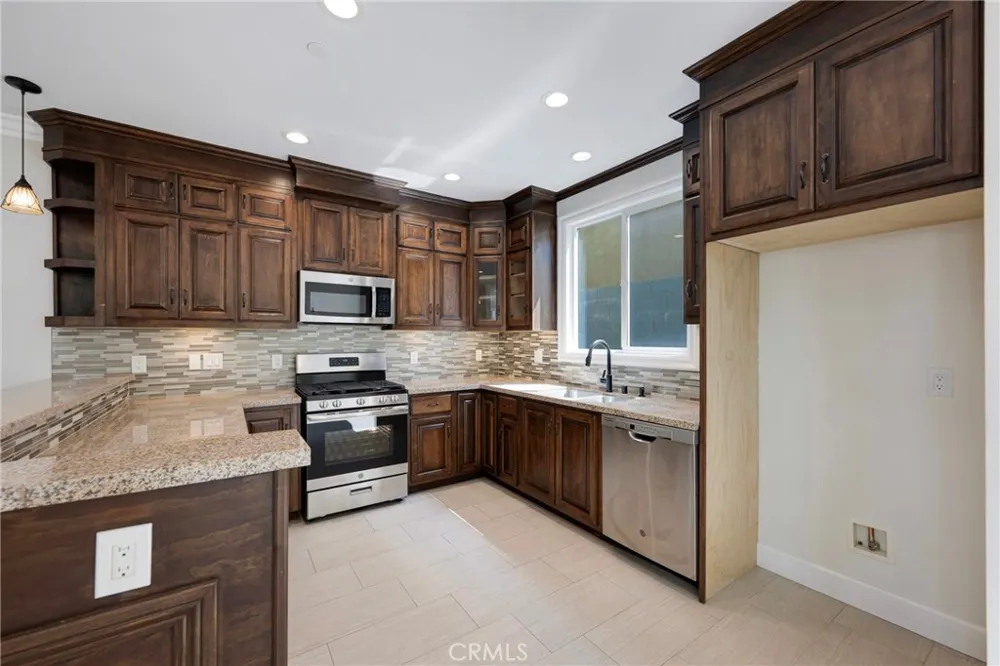 7776 Liberty Huntington Beach, CA 92647