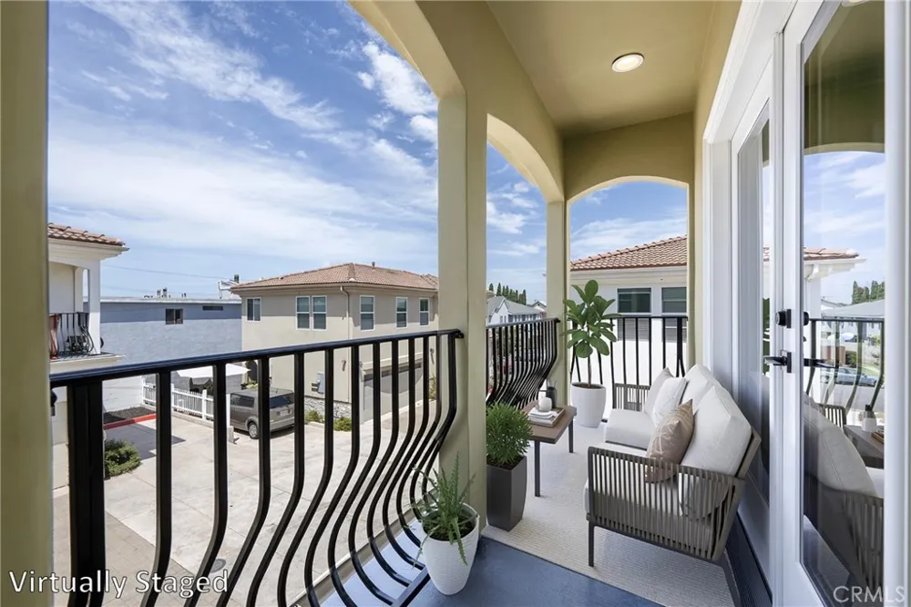 7776 Liberty Huntington Beach, CA 92647