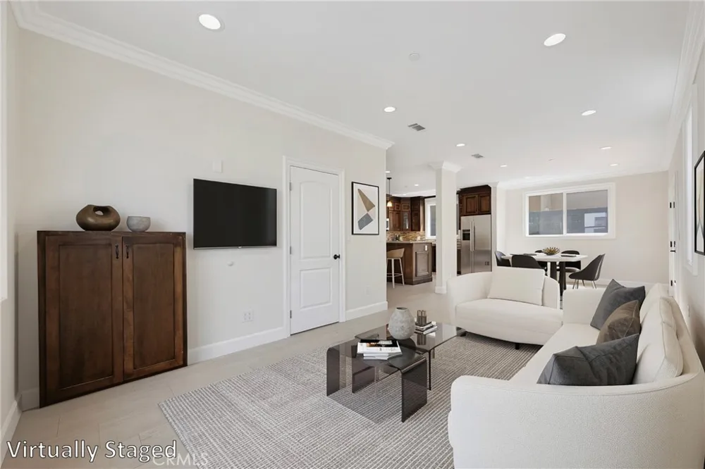 7776 Liberty Huntington Beach, CA 92647