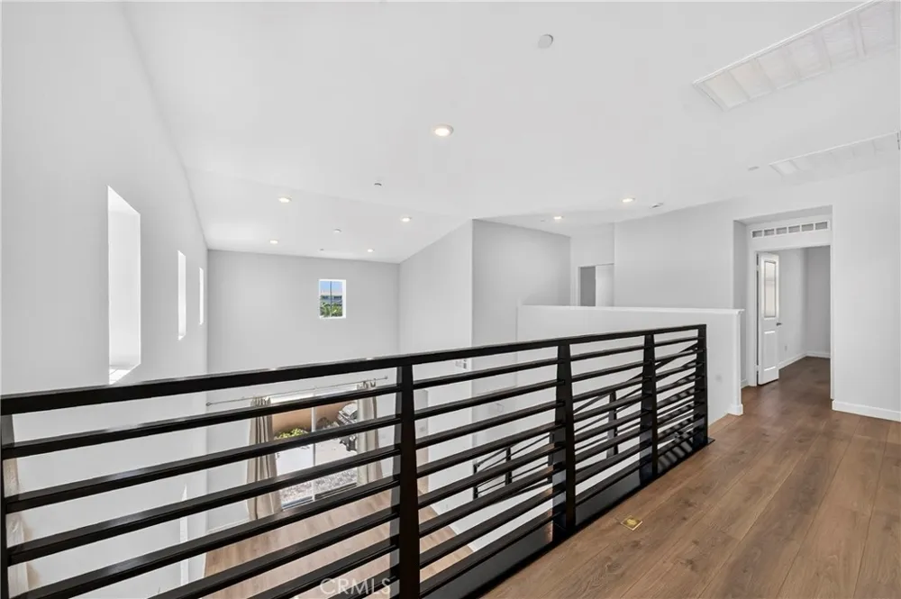 8564 Exposition Chino, CA 91708