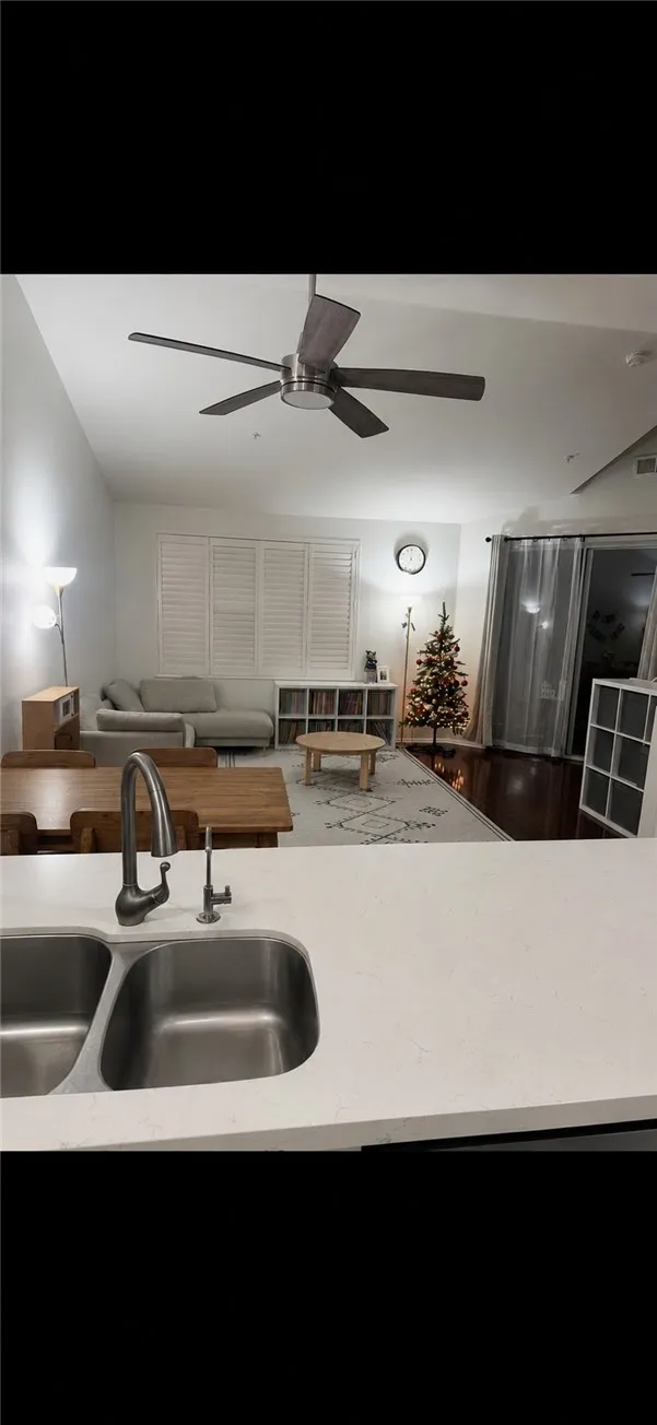 2667 Dietrich Tustin, CA 92782