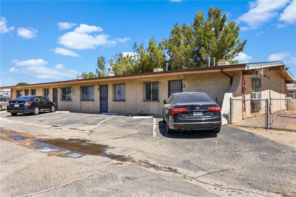 9140 E Hesperia, CA 92345