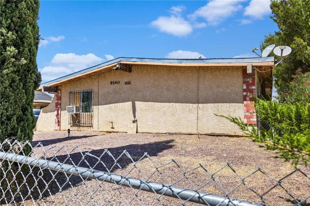 9140 E Hesperia, CA 92345