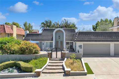 6380 E Bixby Hill