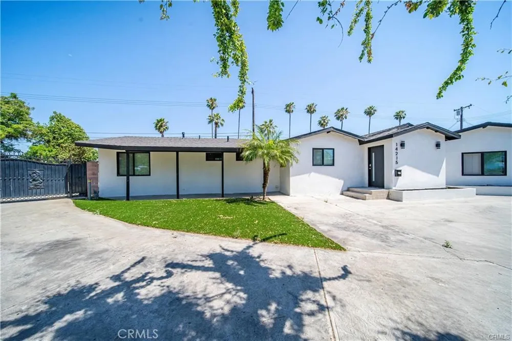 14215 Ragus Street La Puente, CA 91746