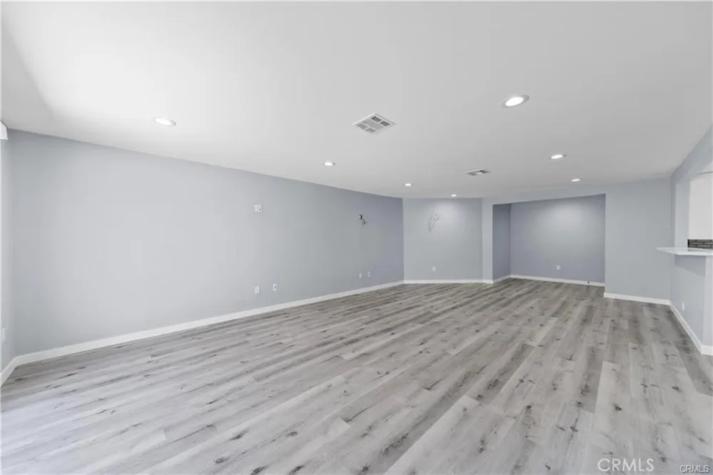 14215 Ragus Street La Puente, CA 91746