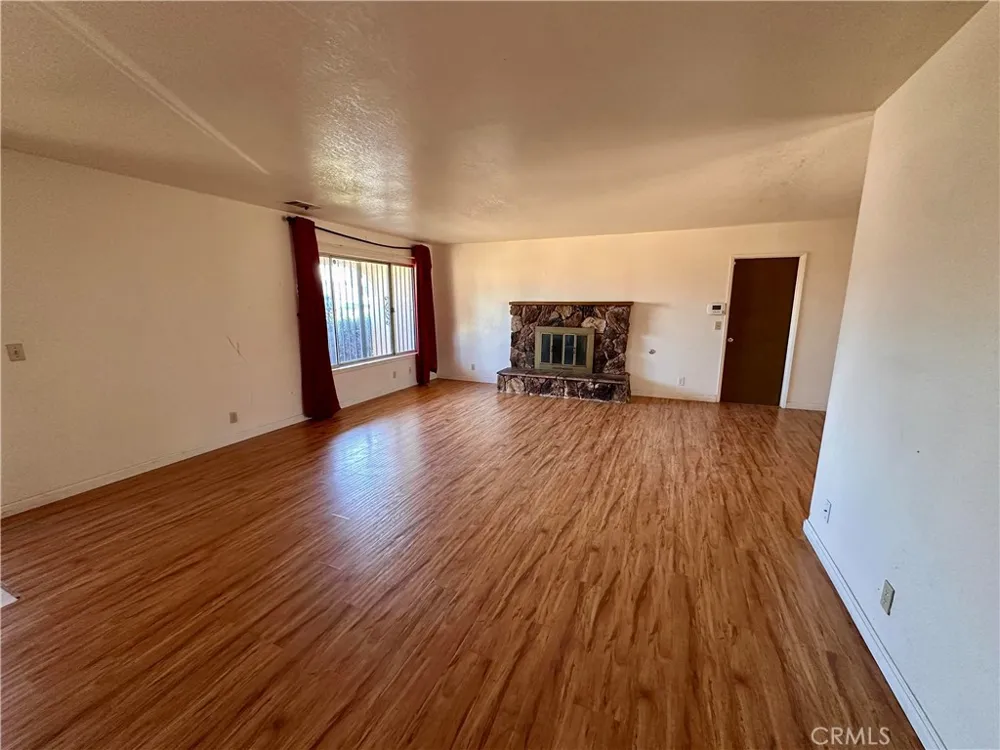 14734 Gravilla Road Victorville, CA 92392
