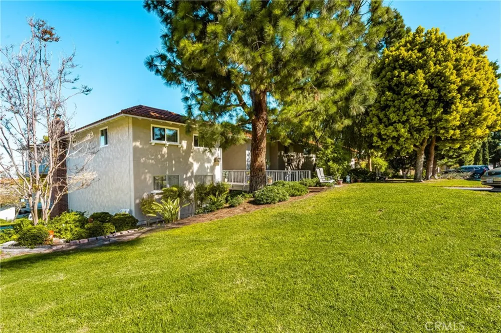 2286 Via Puerta #A Laguna Woods, CA 92637