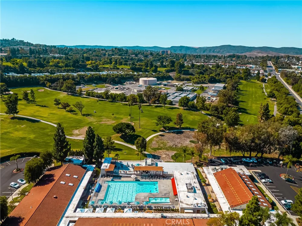 2286 Via Puerta #A Laguna Woods, CA 92637