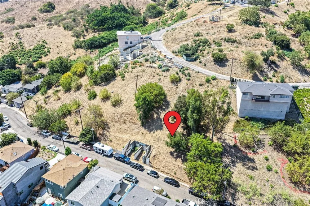 4528 Bedilion Los Angeles, CA 90032