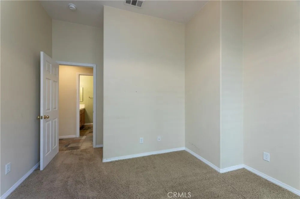 31916 Birchwood Lake Elsinore, CA 92532