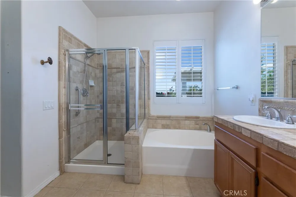 31916 Birchwood Lake Elsinore, CA 92532