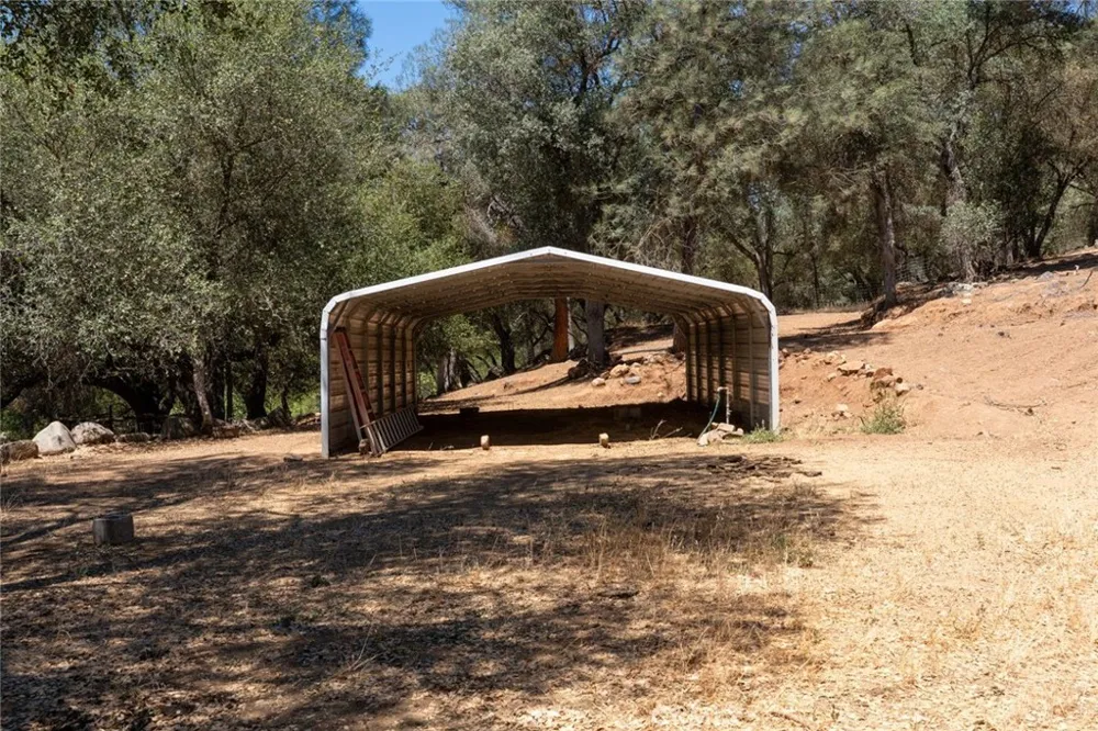 4074 Lakeview Mariposa, CA 95338
