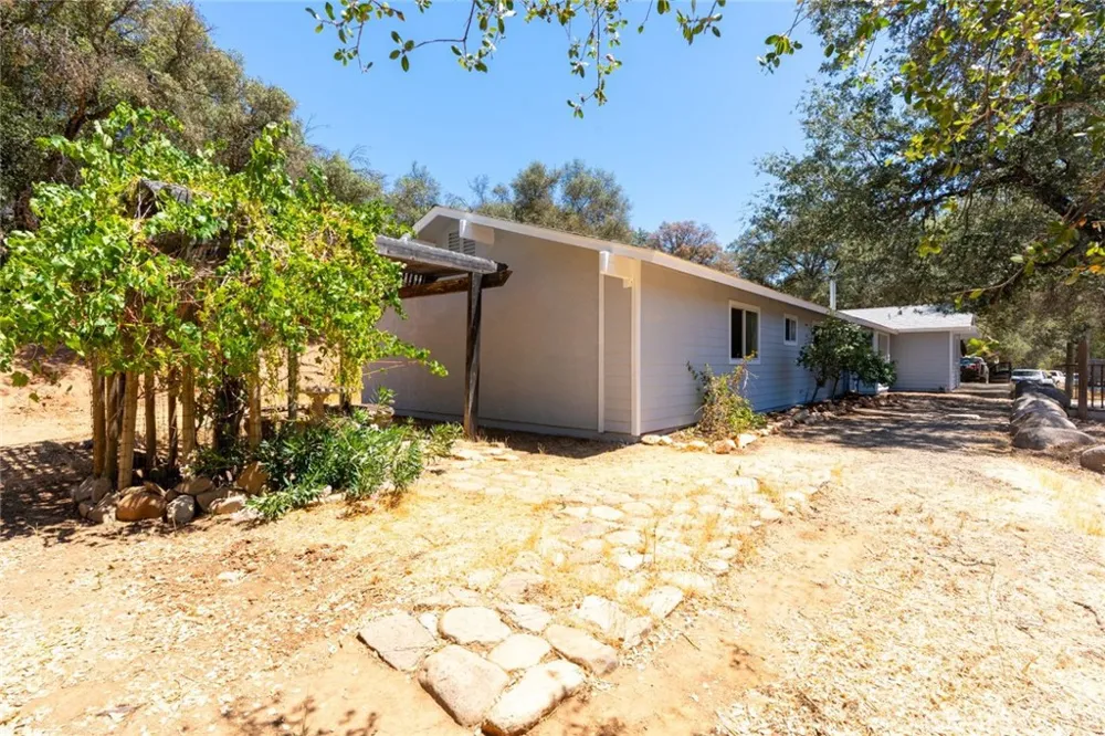 4074 Lakeview Mariposa, CA 95338
