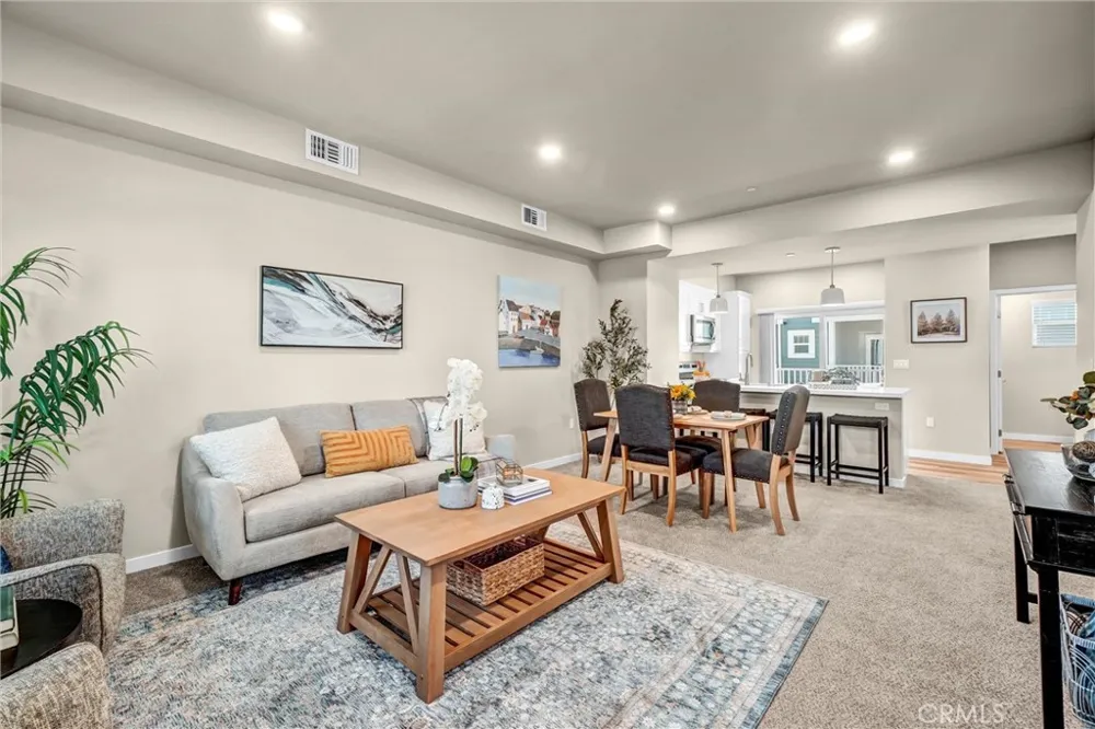 1336 Locust Avenue #3 Long Beach, CA 90813