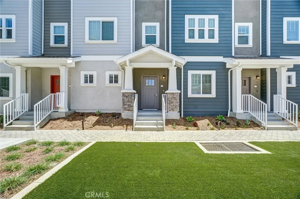 1336 Locust Avenue #3 Long Beach, CA 90813