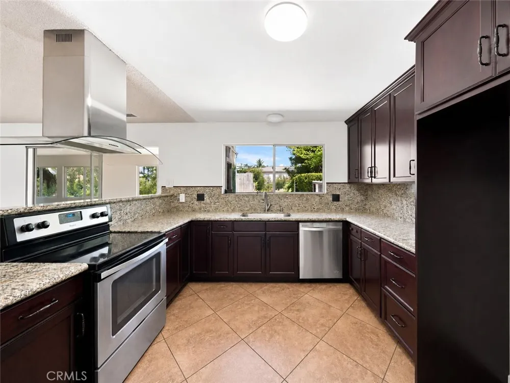 28416 Princessa Murrieta, CA 92563