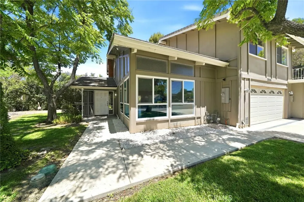 28416 Princessa Murrieta, CA 92563