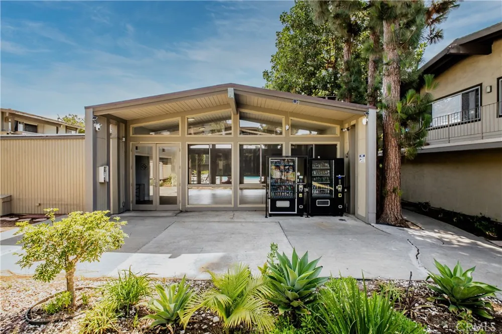 838 Coriander #U Torrance, CA 90502