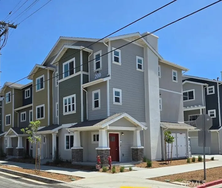 1336 Locust Avenue #4 Long Beach, CA 90813