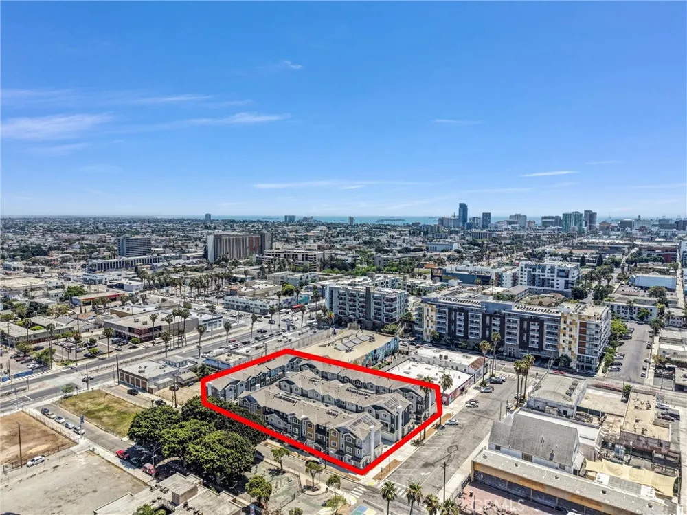 1336 Locust Avenue #4 Long Beach, CA 90813