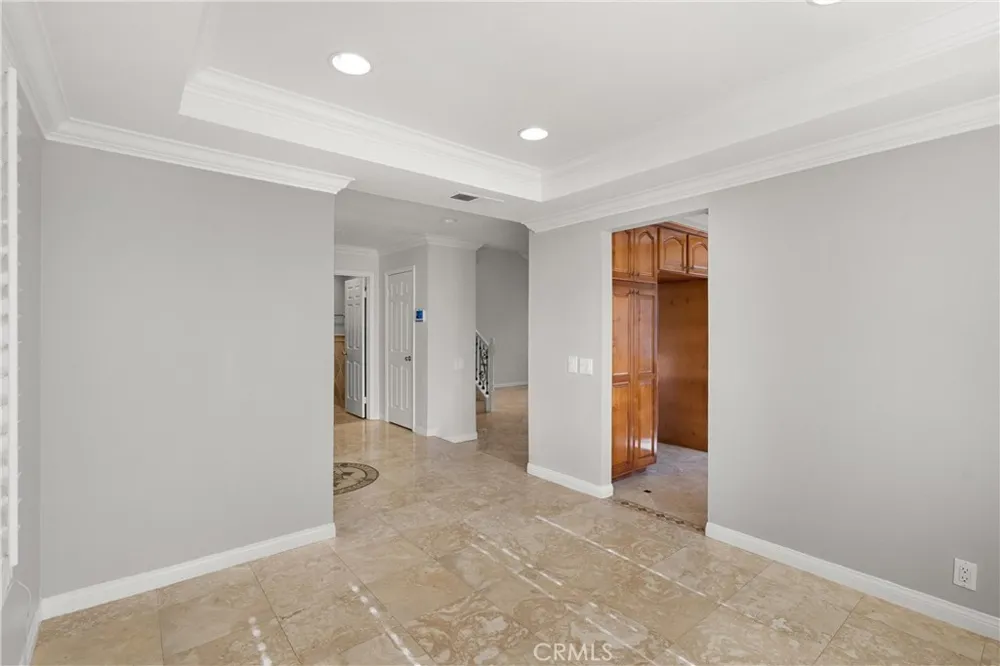 5810 E Mountain Loop Anaheim, CA 92807