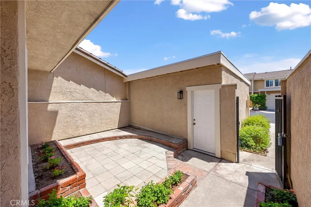 307 Aqueduct Court Placentia, CA 92870