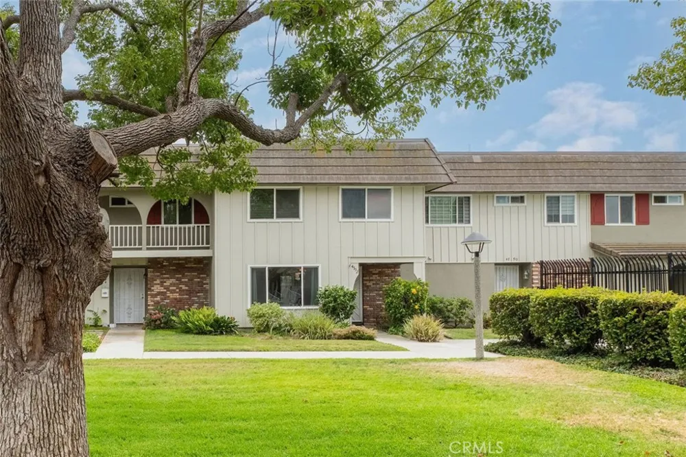 4792 Larwin Avenue Cypress, CA 90630
