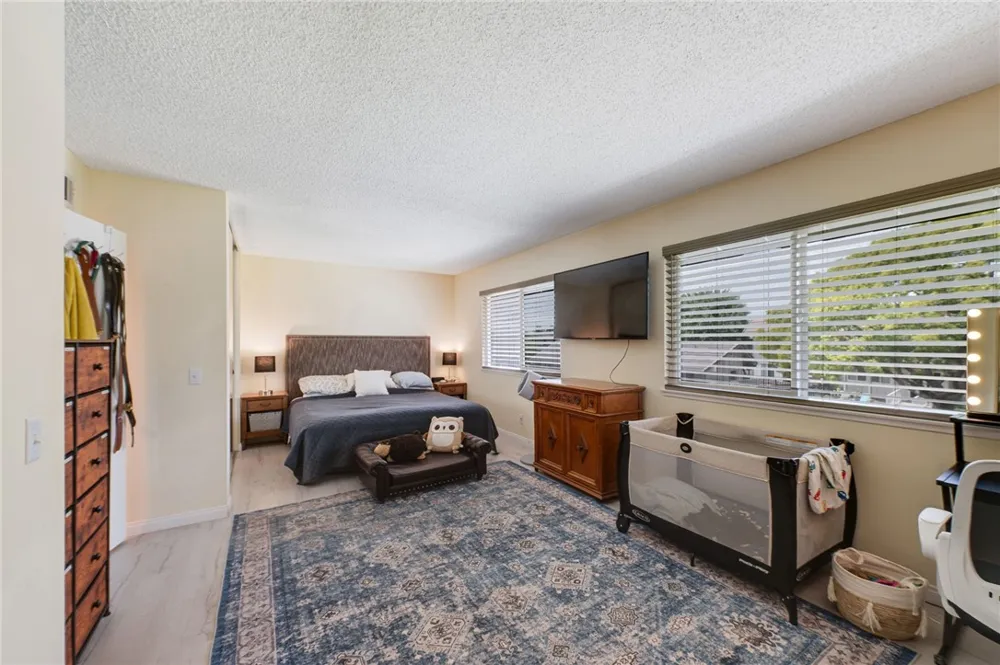 4792 Larwin Avenue Cypress, CA 90630