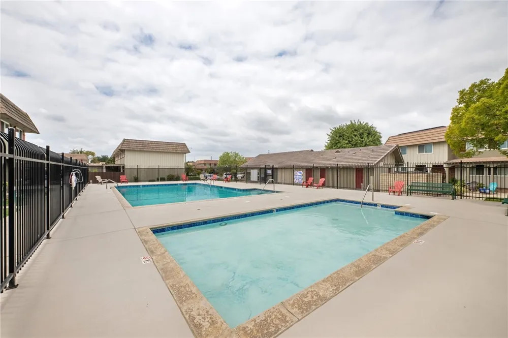 4792 Larwin Avenue Cypress, CA 90630