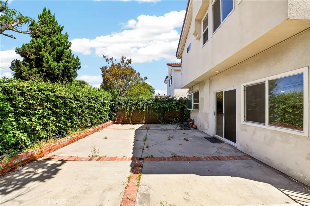 22330 Meyler Street #3 Torrance, CA 90502